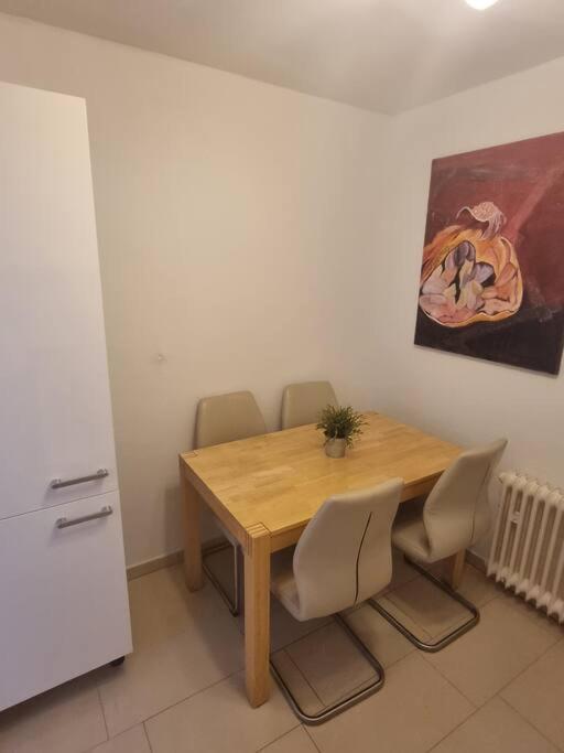 Viktoria'S Wohnung In كارست المظهر الخارجي الصورة